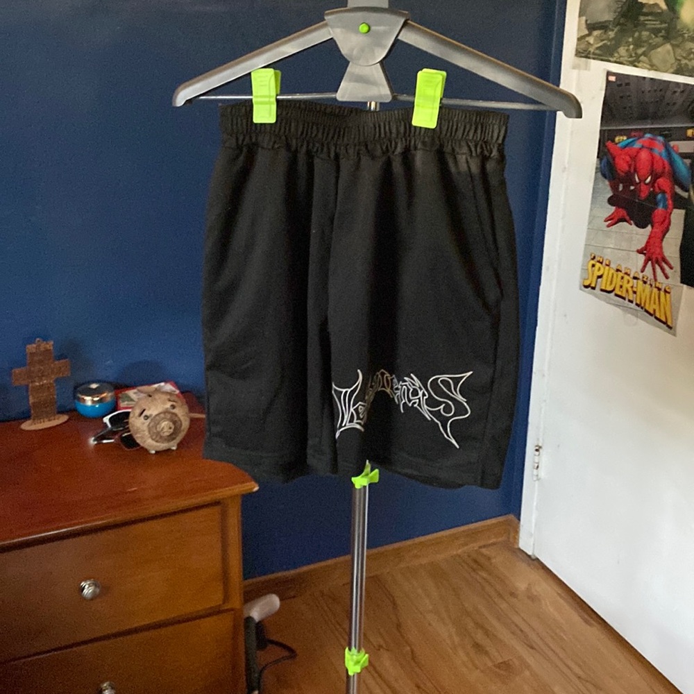 Graphic Short